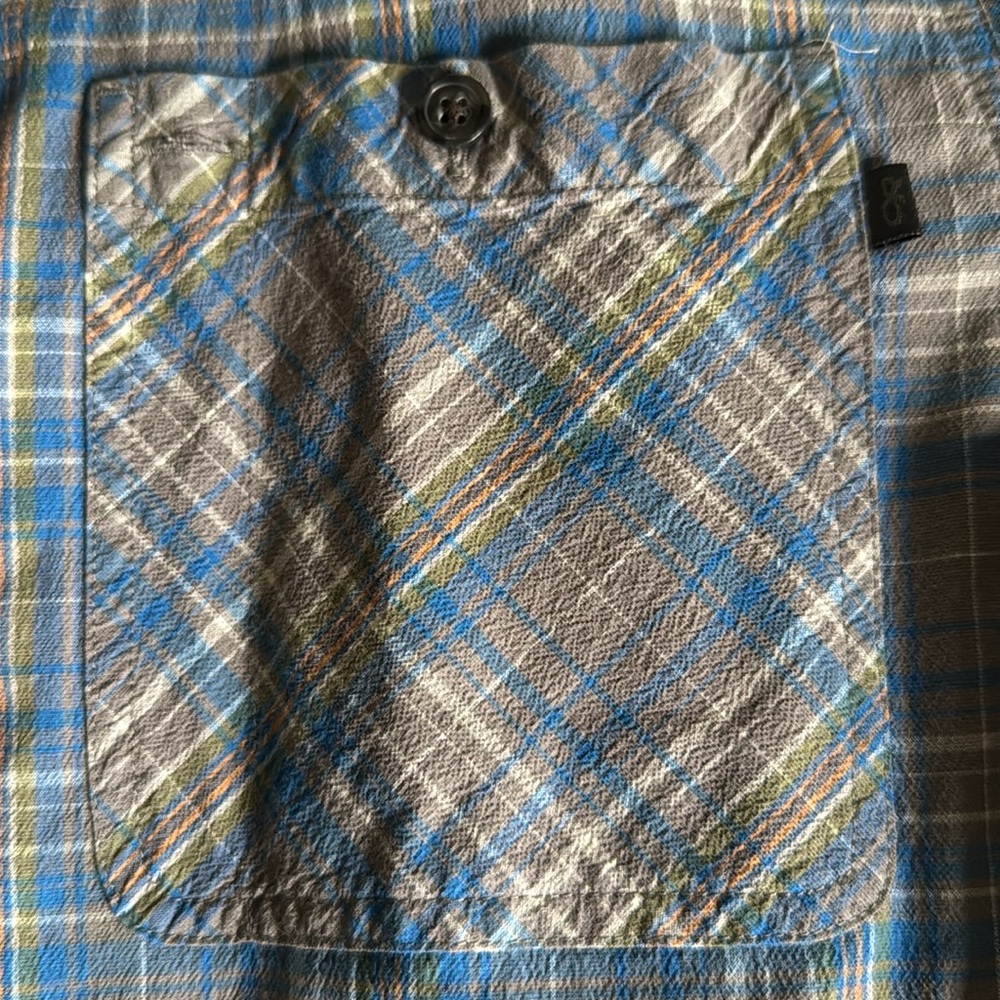 Outdoor Research Blue Casual Button Down Shirt. New no tags. 15% off 3 bundle - Picture 2 of 4